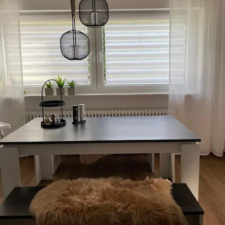 Leif Odenwald Apartment