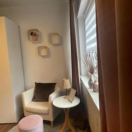 Leif Odenwald Apartment *